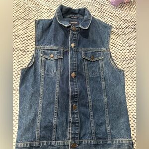 Calvin Klein Blue Vest with Classic Denim Appeal